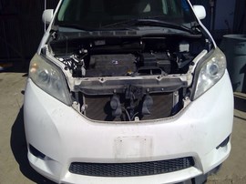 2014 TOYOTA SIENNA, WHITE, LE MODEL, 3.5L, AT, FWD,  Z26287